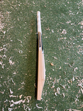 Load image into Gallery viewer, BTC Precision Bat 3