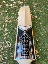Load image into Gallery viewer, BTC Precision Bat 7