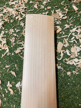 Load image into Gallery viewer, BTC Size 6 Precision LE Bat 2