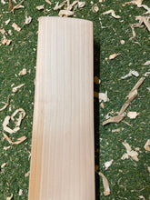 Load image into Gallery viewer, BTC Size 5 Precision Bat 2