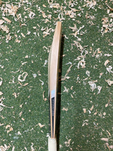 Load image into Gallery viewer, BTC Size 5 Precision Bat 2