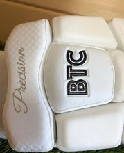 Load image into Gallery viewer, BTC Precision Batting Pads & Gloves