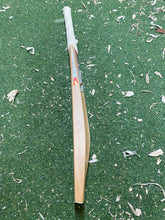Load image into Gallery viewer, BTC Wales Precision Bat 4
