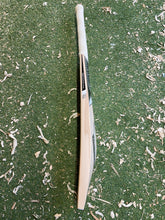 Load image into Gallery viewer, BTC Precision Bat 8
