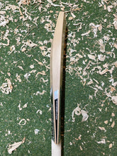Load image into Gallery viewer, BTC Size 6 Precision Bat 1
