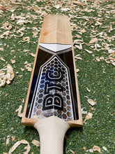 Load image into Gallery viewer, BTC Size 6 Precision Bat 1
