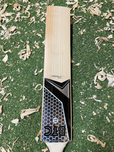 Load image into Gallery viewer, BTC Size 6 Precision Bat 2
