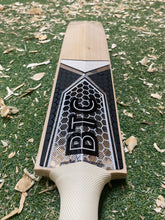 Load image into Gallery viewer, BTC Precision Harrow Bat 4
