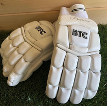 Load image into Gallery viewer, BTC Precision Batting Pads &amp; Gloves

