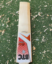 Load image into Gallery viewer, BTC Wales Precision Bat 2
